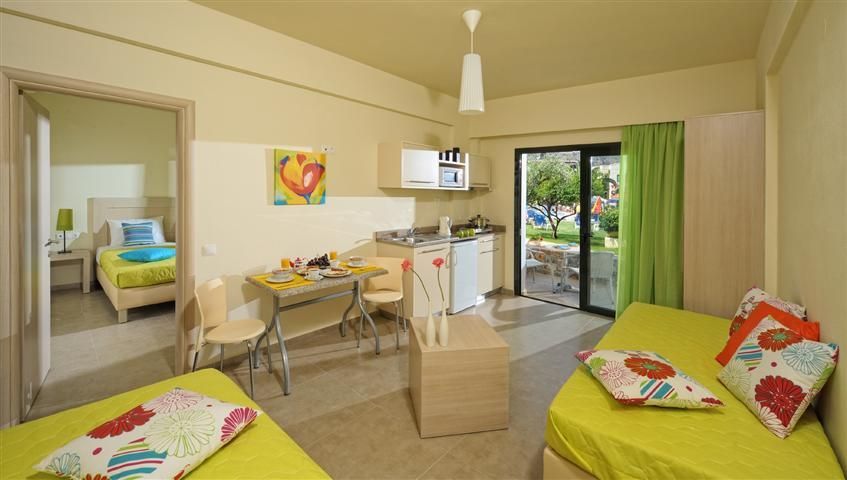 Kristalli Hotel Apartments Malia Esterno foto